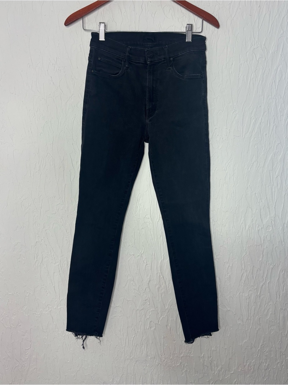 MOTHER The Stunner Double Zip Ankle Step Fray In Not Guilty Black Size 27